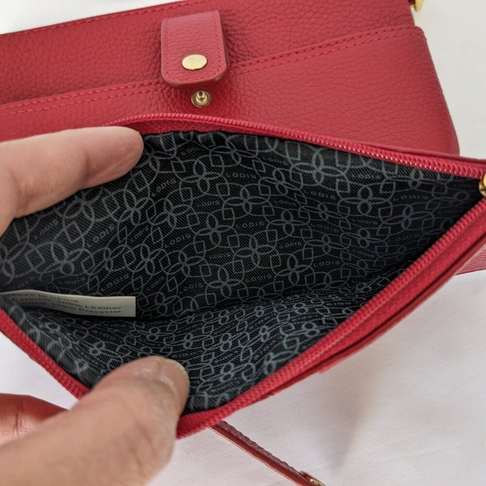 LODIS Red Pebbled Leather Wristlet Wallet Credit Card Stacker Gold Hardware 5x8 - Picture 7 of 16